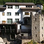 Hotel Boutique La Gorge 3*