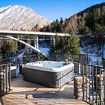 Boutique La Gorge Hotel