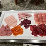 Boutique La Gorge סאס פה