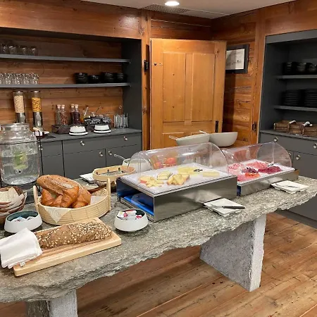 Boutique La Gorge Hotel 3*